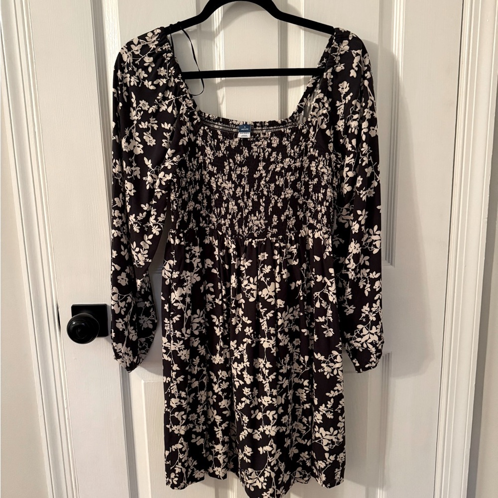 NWT Old Navy Babydoll Dress Petite Small